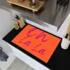 Oh la la - Oranje - Roze - Grafisch Inductie beschemer met haakjes klein -sfeer1