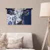 Koe - Delfts - Blauw - Artistiek Wandkleed katoen klein -sfeer4