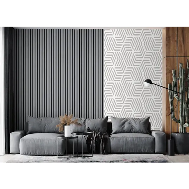 Sfeerimpressie van al opgehangen behang