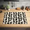 Botanisch - Dessin - Zwart - Beige Inductie beschermer vinyl 3mm klein 276 -sfeer5