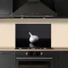 Knoflook - Zwart - Wit keuken achterwand spatscherm klein -sfeer1