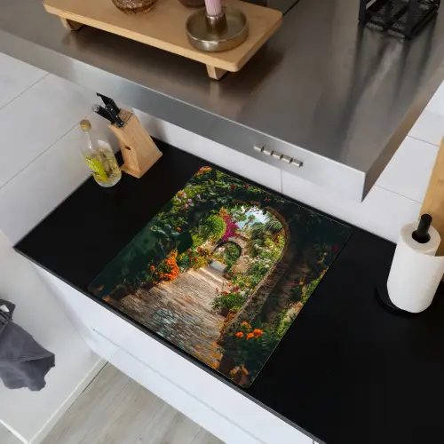 Doorkijk - Bloemen - Poort - Stenen Inductie beschemer met haakjes middel -sfeer1