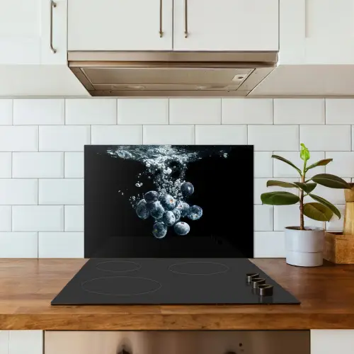 Blauwe bessen - Fruit - bes - Stilleven - Water - Zwart keuken achterwand spatscherm klein -sfeer2