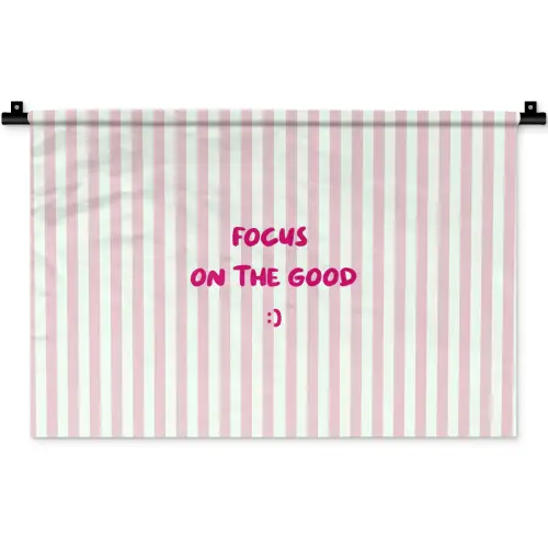 Focus on the good - Strepen - Roze - Smiley Wandkleed katoen klein -zz3d