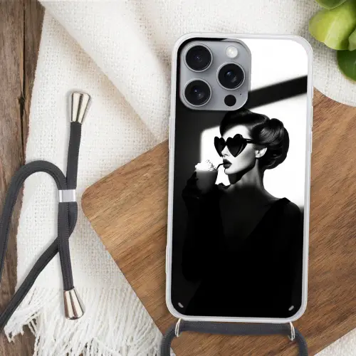 Vrouw - Zwart - Hart Hoesje iPhone 16 Pro Max met koord klein -sfeer4
