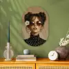 Vrouw - Beige - Bloem - Modern - Portret Wandcirkel Ovaal Forex klein -sfeer2
