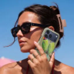 Papagaai - Tak - Natuur - Kleurrijk Toughcase MagSafe Apple iPhone 17 Pro Max klein -Sfeer2V