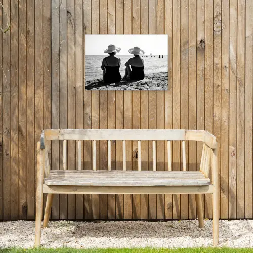 Vrouwen - Zonnehoed - Strand - Zwart - Wit Tuinposter op houten frame 2 cm dik klein -sfeer4
