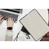 Zandkleurig - Modern - Egaal laptophoes neopreen klein 279 -bureau