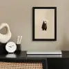 Beer - Donkerbruin - Minimalistisch fotolijst zwart zonder passe partout klein -sfeer1