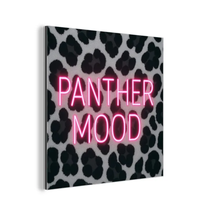 Panterprint - Zwart - Neonletters - Roze aluminium wit klein -3d