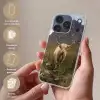 Schotse hooglander - Bergen - Grasveld Telefoonhoesje iPhone 17 Pro klein -sfeer3_NL