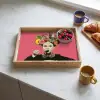 Meisje - Kopje - Bloemen - Roze Dienblad Rechthoek middel -sfeer2