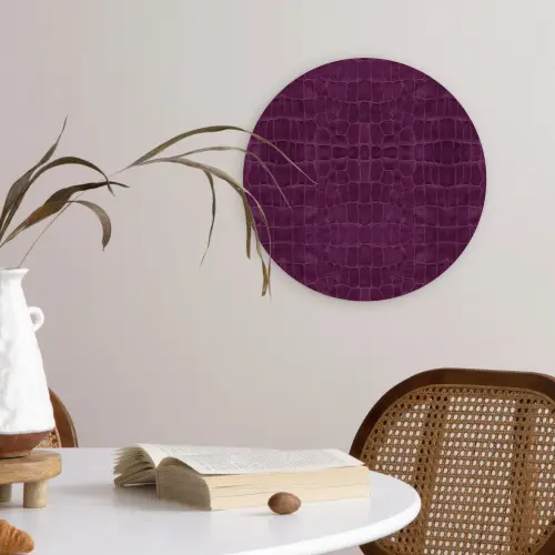 Krokodil - Leer - Aubergine - Paars Wandcirkel plexiglas klein 852 -sfeer4