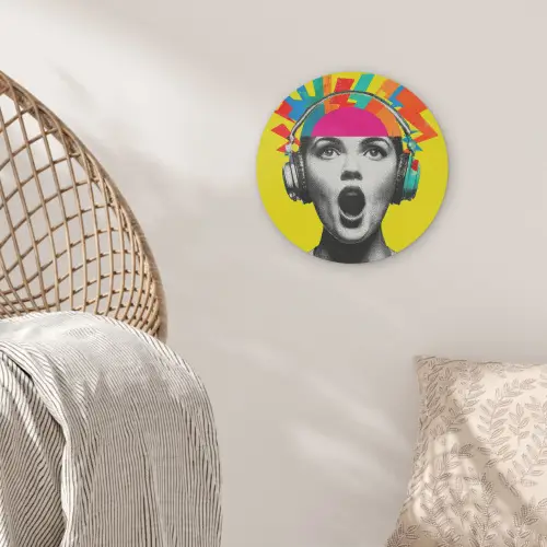 Vrouw - Koptelefoon - Geel Akoestische PET Vilt - Rond klein -sfeer4