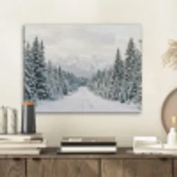 Weg - Sneeuw - Naaldbos - Winter - Avontuurlijk PET vilt klein -sfeer1