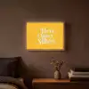 Geel - Blauw - Here comes the sun Light Box met batterij (Wandlamp) middel -sfeer4