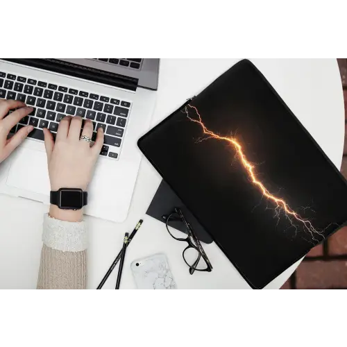 Gaming - Oranje - Bliksemflits - Licht laptophoes neopreen klein -bureau