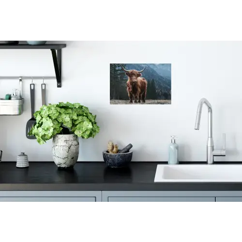 Schotse hooglander - Berg - Landschap - Bomen - Koe - Natuur Muursticker klein -keuken