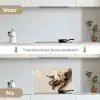 Vanille - Bloemen - Beige keuken achterwand spatscherm klein -voor_na_NL