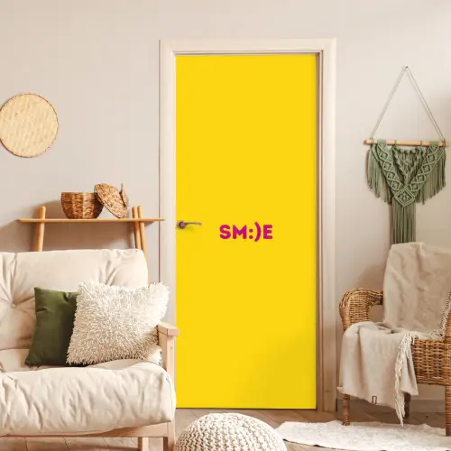 Smile - Roze - Geel deurposter klein -sfeer2