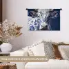 Koe - Delfts - Blauw - Artistiek Wandkleed katoen klein -sfeer1