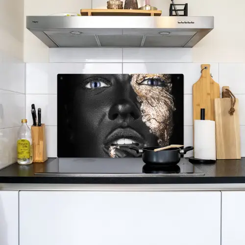 Vrouw - Bladgoud - Zwart - Huid - Luxe Inductie beschemer met haakjes klein -sfeer2