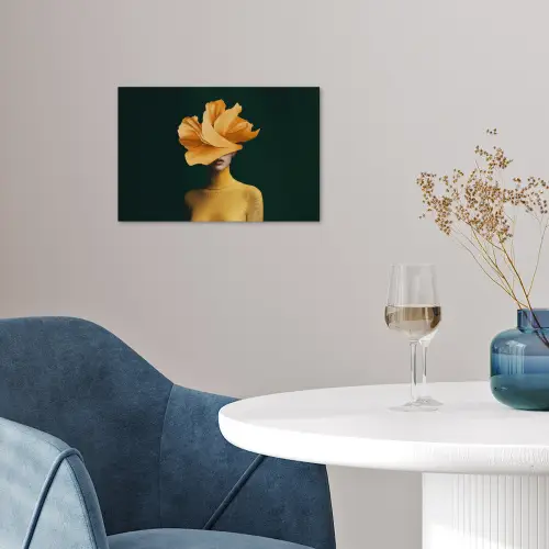 Vrouw - Hoed - Geel poster papier klein -sfeer3
