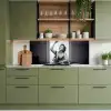 Vrouw - Spaghetti - Zwart - Wit keuken achterwand 2 middel -sfeer3