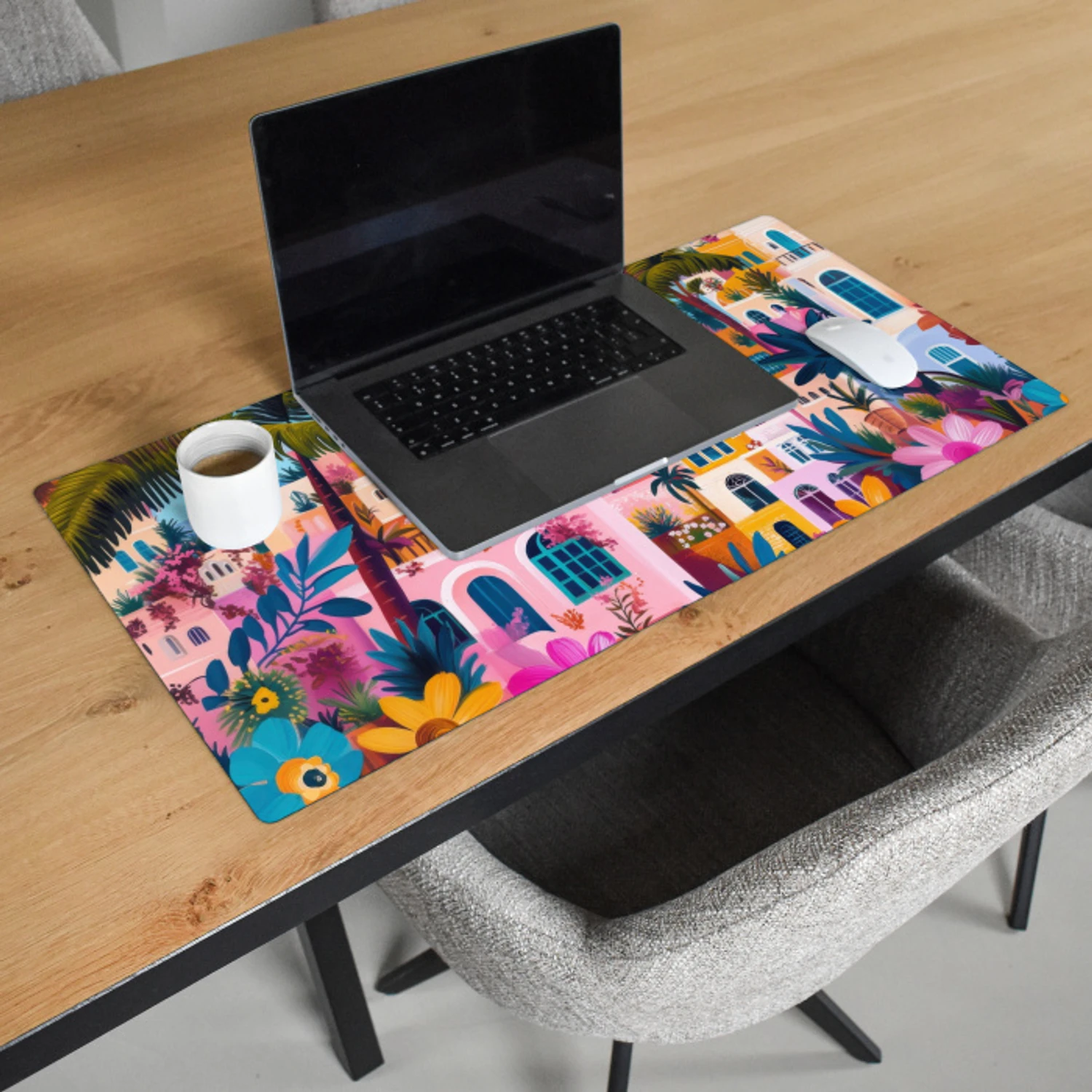 Kleurrijk - Roze - Oranje - Geel - Bloemen Muismat XXL klein -sfeer1