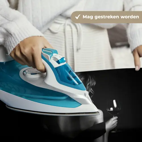 Vrouw - Wijn - Jurk Wandkleed katoen klein -sfeer9