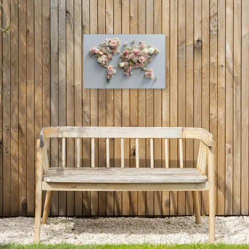 Wereldkaart - Rozen - Roze Tuinposter op houten frame 2 cm dik klein -sfeer4
