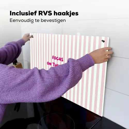 Focus on the good - Strepen - Roze - Smiley Inductie beschemer met haakjes klein -ky-ophangen-nl