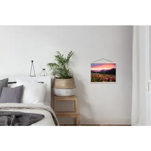 Bloemen - Bergen - Landschap - Nacht - Lucht - Roze textielposter latten blank klein -woonkamer