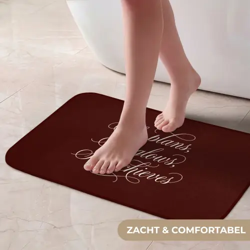 She plans she glows she achieves - Rood - Cursief Badmat klein -USP_ZachtNL