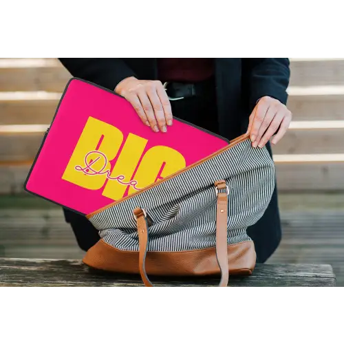 Dream big - Roze - Geel - Minimalistisch laptophoes neopreen klein -tas