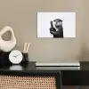 Wijnfles - Otter - Zwart poster papier klein -sfeer1