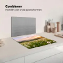 Madelief - Veld - Heuvels - Groen Inductie beschermer vinyl 3mm middel -wsfeer7_website