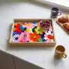 Bloemen - Kleurrijk - Stippen Dienblad Rechthoek middel -sfeer2