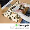 Illustratie - Vrouw - Madeliefjes - Wit Muismat XXL klein -sfeer3