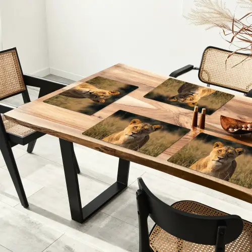 Leeuwin - Gras - Geel Placemat vinyl groot -zzsfeer4_Kitchenyeah-website
