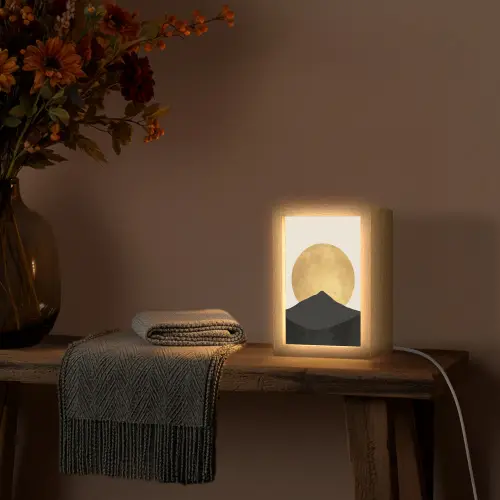 Bergsilhouetten - Gouden cirkel - Beige Light Box met kabel (Tafellamp) klein -sfeer4