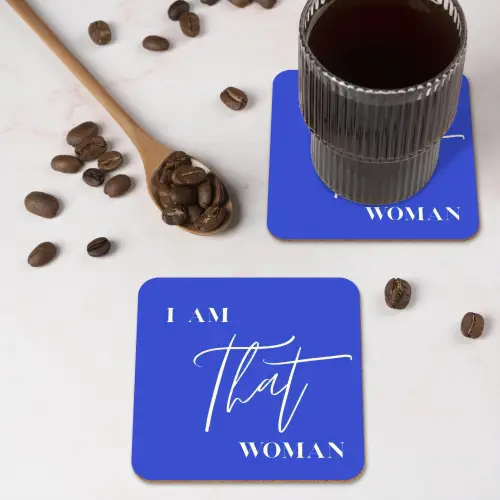 Blauw - I am that woman - Sierlijk - Minimalistisch onderzetter kurk middel -sfeer2