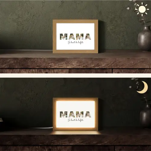 Mama - Lettercollage Light Box met kabel (Tafellamp) klein -sfeer3