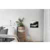 Abstracte vormen uit de natuur met witte en gouden en donkere kleuren textielposter latten blank klein -woonkamer