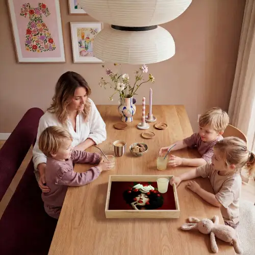 Vrouw - Kersen - Slagroom Dienblad Rechthoek middel -sfeer4
