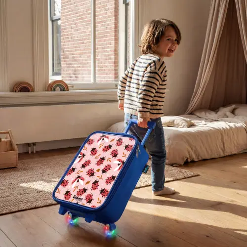 Rode lieveheersbeestjes op roze achtergrond Kinderkoffer - Blauw klein -sfeer1