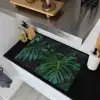 Monstera - Jungle - Bladeren Inductie beschemer met haakjes klein -sfeer1