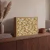 Ginkgo - Bladeren - Goud Light Box met batterij (Wandlamp) middel 907 -sfeer2