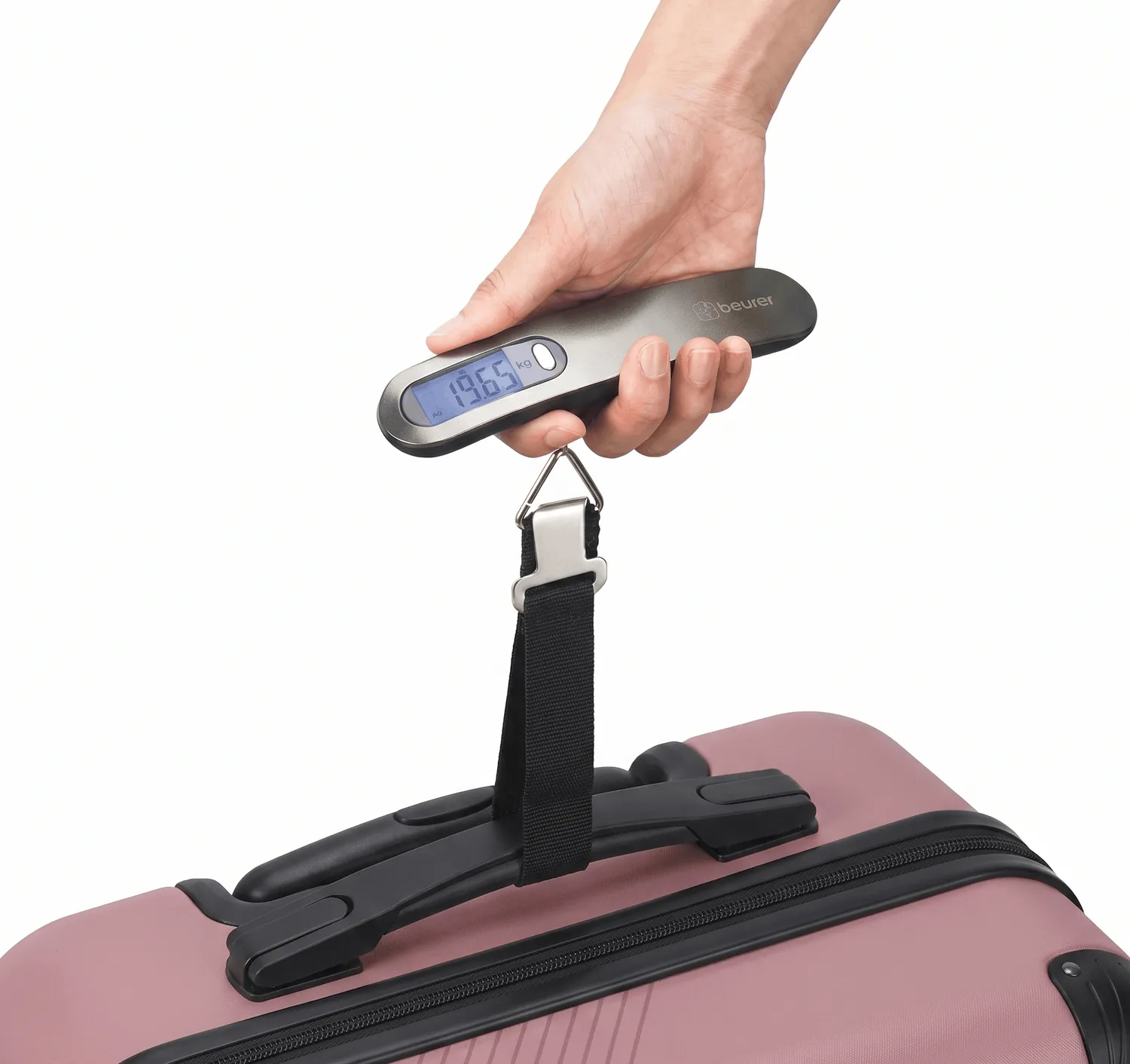 weigh a suitcase